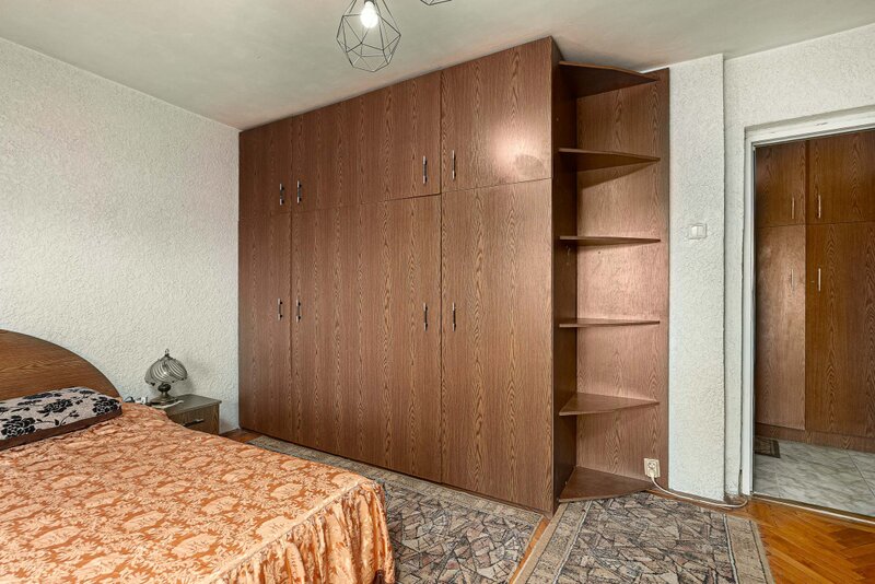 Apartament 2 camere cu vedere panoramica si suprafata generoasa